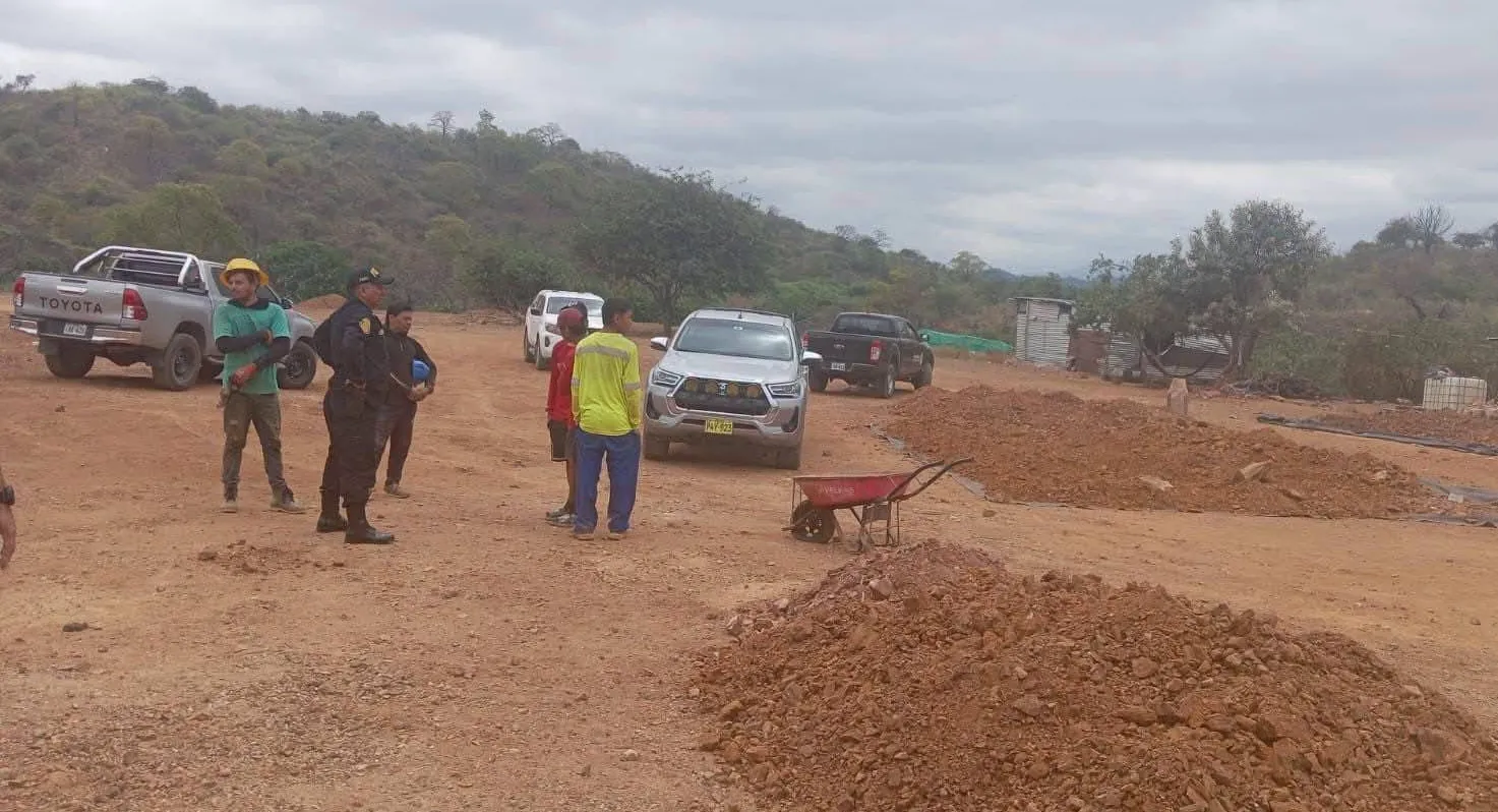 Intervienen presunta minería ilegal en Ayabaca y encuentran a tres adolescentes realizando labores de extracción