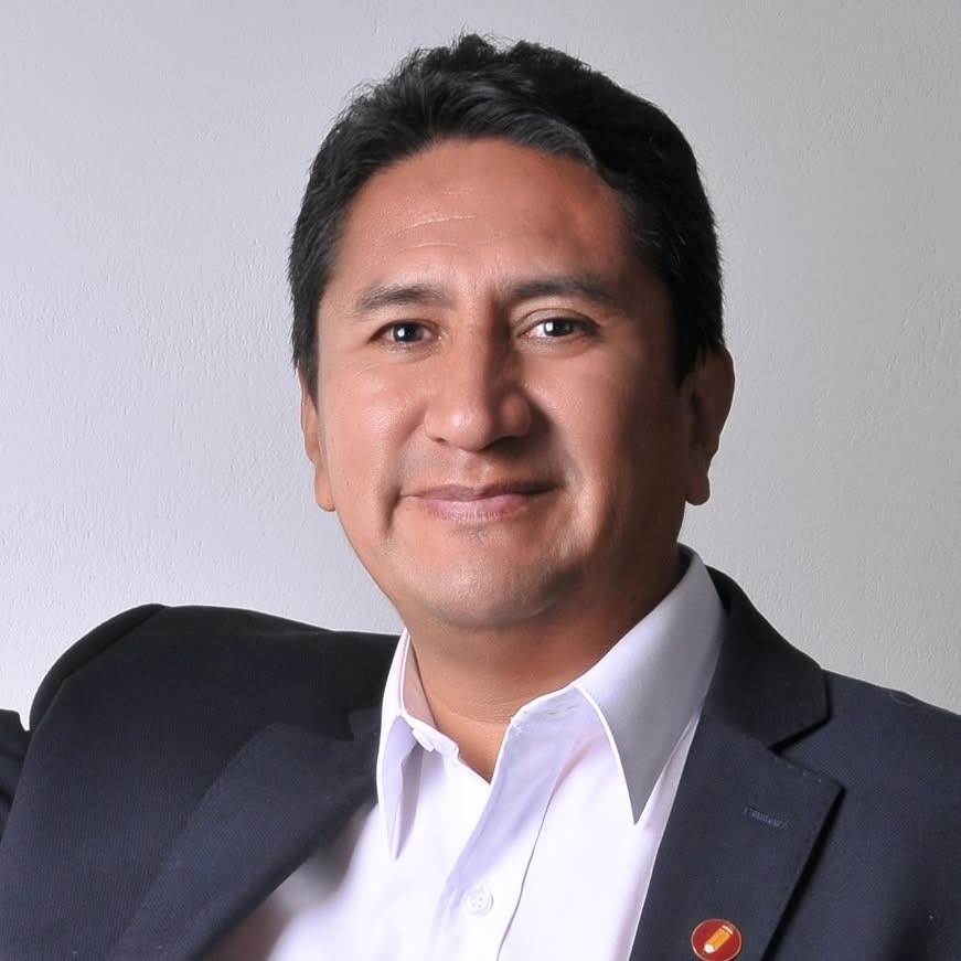 Cerrón deja la clandestinidad