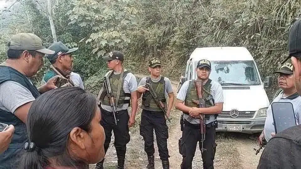 Poder Judicial condena a 10 policías por simular operativo para apropiarse de droga, armas y dinero en Puno